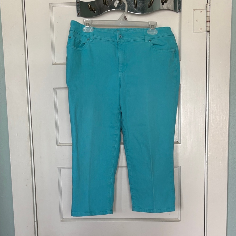 Chico’s Women's Capri Jeans Turquoise Size 2 (US 12)